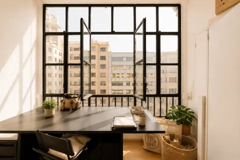 Apartamento de 4 dormitorios en venta en Barcelona, Cataluña, Spain № 8480 - foto 17