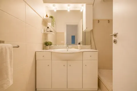 Apartamento de 4 dormitorios en venta en Barcelona, Cataluña, Spain № 8480 - foto 20