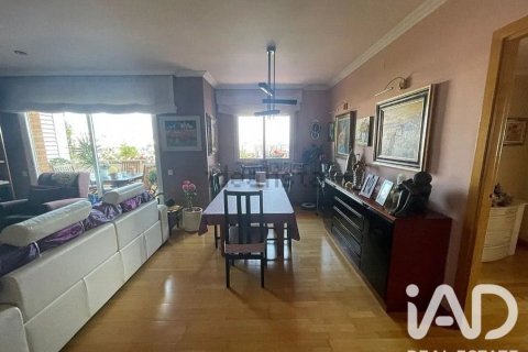 Dúplex de 4 dormitorios en venta en Sant Feliu de Llobregat, Barcelona, Cataluña, Spain № 8300 - foto 6