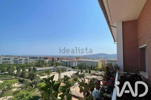 Dúplex de 4 dormitorios en venta en Sant Feliu de Llobregat, Barcelona, Cataluña, Spain № 8300 - foto 4