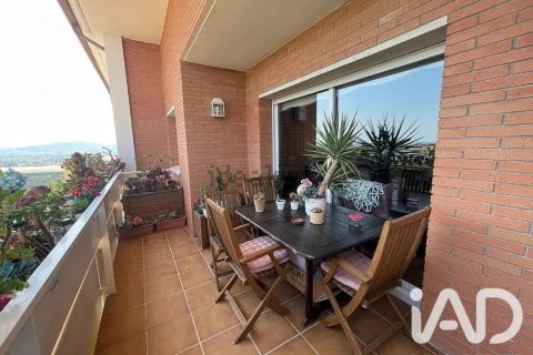 Dúplex de 4 dormitorios en venta en Sant Feliu de Llobregat, Barcelona, Cataluña, Spain № 8300 - foto 3