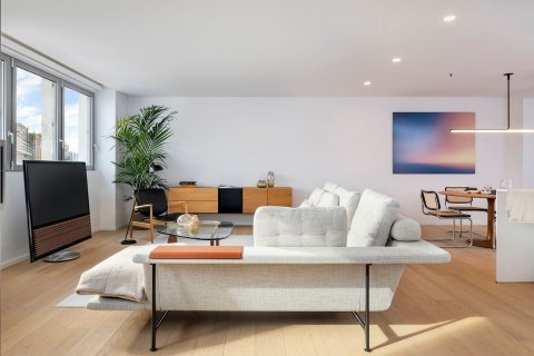Apartamento de 4 dormitorios en venta en Barcelona, Cataluña, Spain № 8294 - foto 6
