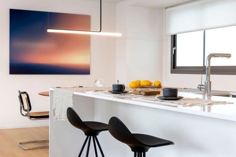 Apartamento de 4 dormitorios en venta en Barcelona, Cataluña, Spain № 8294 - foto 14