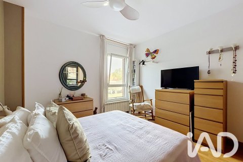 Apartamento de 3 dormitorios en venta en Sant Adria De Besos, Barcelona, Cataluña, Spain № 8296 - foto 19