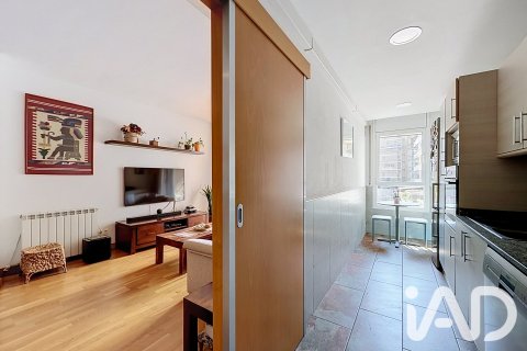 Apartamento de 3 dormitorios en venta en Sant Adria De Besos, Barcelona, Cataluña, Spain № 8296 - foto 11