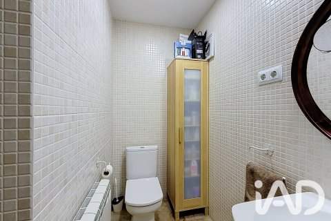 Apartamento de 3 dormitorios en venta en Sant Adria De Besos, Barcelona, Cataluña, Spain № 8296 - foto 16