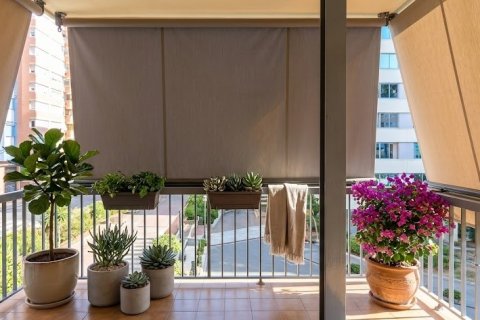 Apartamento de 3 dormitorios en venta en Barcelona, Cataluña, Spain № 8299