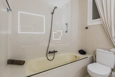 Apartamento de 2 dormitorios en venta en Barcelona, Cataluña, Spain № 4207 - foto 20