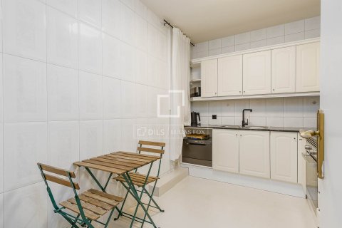 Apartamento de 2 dormitorios en venta en Barcelona, Cataluña, Spain № 4207 - foto 15