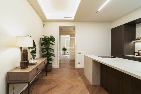 Купить квартиру в Барселона, Испания с 3 спальни, 148м², № 4201 - фото 9