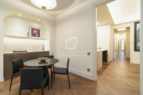 Купить квартиру в Барселона, Испания с 3 спальни, 148м², № 4201 - фото 29