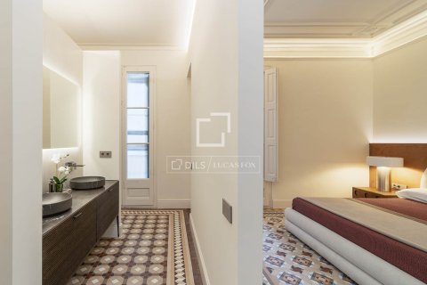 Купить квартиру в Барселона, Испания с 3 спальни, 148м², № 4201 - фото 19
