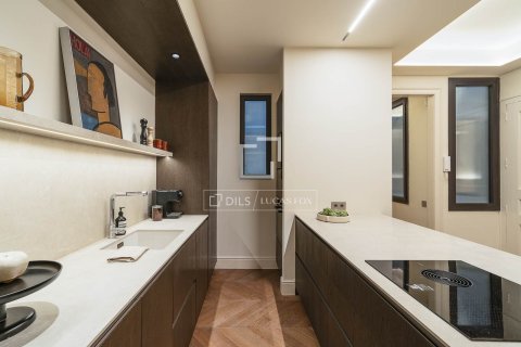 Купить квартиру в Барселона, Испания с 3 спальни, 148м², № 4201 - фото 10
