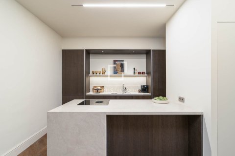 Купить квартиру в Барселона, Испания с 3 спальни, 148м², № 4201 - фото 11
