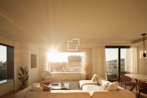 Apartamento de 2 dormitorios en venta en Barcelona, Cataluña, Spain № 4202 - foto 2