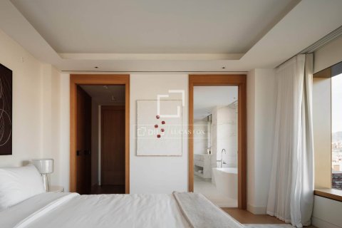 Apartamento de 2 dormitorios en venta en Barcelona, Cataluña, Spain № 4202 - foto 4