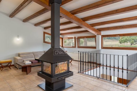 Finca de 5 dormitorios en venta en Montseny, Barcelona, Cataluña, Spain № 4204 - foto 4