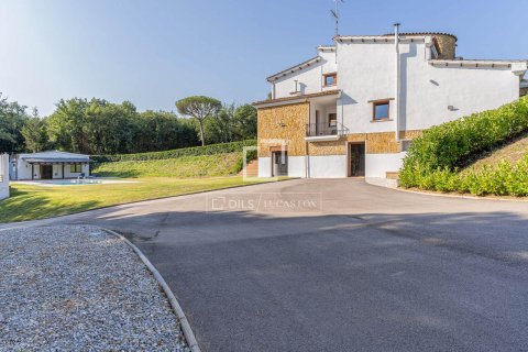 Finca de 5 dormitorios en venta en Montseny, Barcelona, Cataluña, Spain № 4204 - foto 11