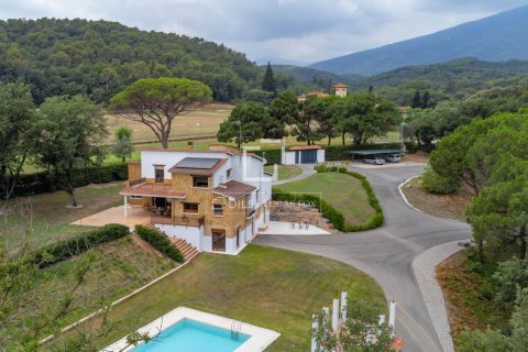 Finca de 5 dormitorios en venta en Montseny, Barcelona, Cataluña, Spain № 4204 - foto 2