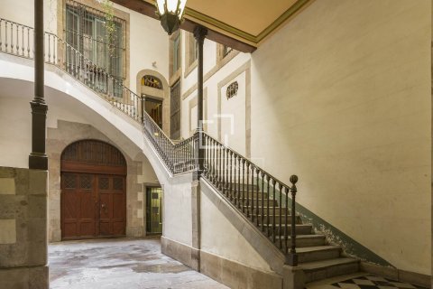 3 bedrooms apartment for sale in Barcelona, Catalonia, Spain № 6539 - photo 27