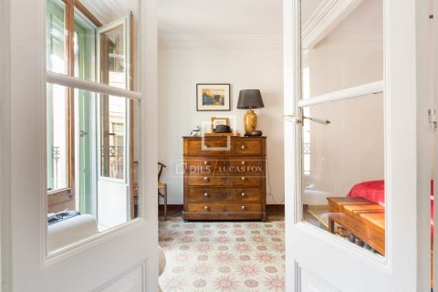 3 bedrooms apartment for sale in Barcelona, Catalonia, Spain № 6539 - photo 12