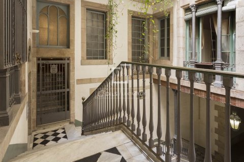 3 bedrooms apartment for sale in Barcelona, Catalonia, Spain № 6539 - photo 26