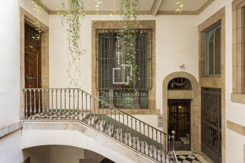 3 bedrooms apartment for sale in Barcelona, Catalonia, Spain № 6539 - photo 25