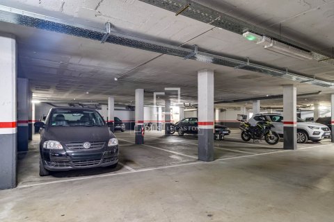 Купить квартиру в Барселона, Испания с 4 спальни, 122м², № 6544 - фото 15