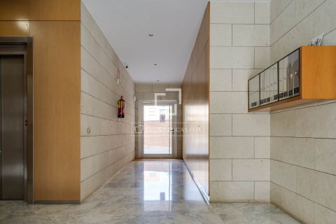 Купить квартиру в Барселона, Испания с 4 спальни, 122м², № 6544 - фото 14