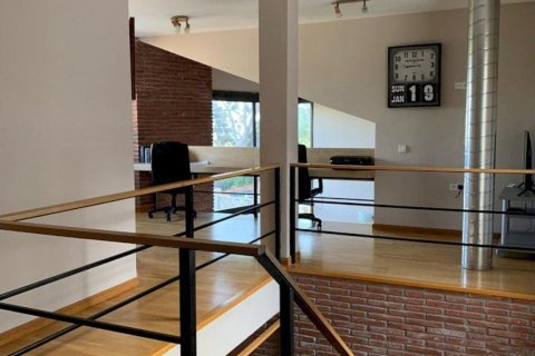 Сasa de 5 dormitorios en venta en Castelldefels, Barcelona, Cataluña, Spain № 6632 - foto 17