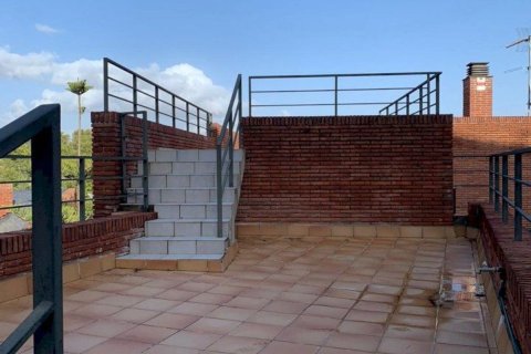 Сasa de 5 dormitorios en venta en Castelldefels, Barcelona, Cataluña, Spain № 6632 - foto 20