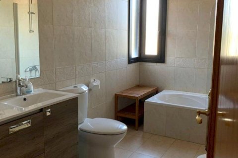 Сasa de 5 dormitorios en venta en Castelldefels, Barcelona, Cataluña, Spain № 6632 - foto 13