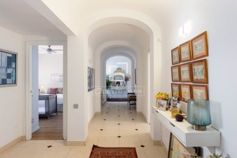 Villa de 6 dormitorios en venta en Cabrils, Barcelona, Cataluña, Spain № 6637 - foto 19