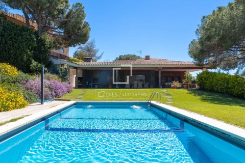 Villa de 6 dormitorios en venta en Cabrils, Barcelona, Cataluña, Spain № 6637 - foto 5