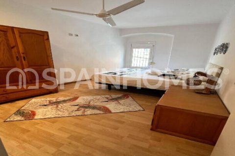 Villa de 2495 m² en venta en Vallromanes, Barcelona, Cataluña, Spain № 6633 - foto 2
