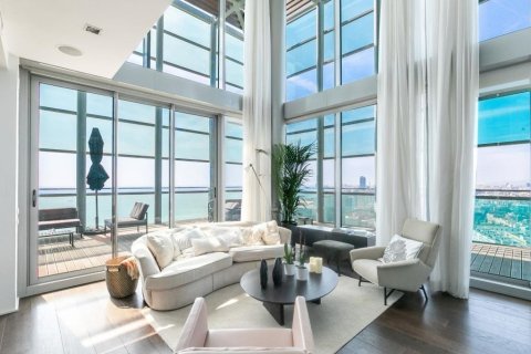4 bedrooms apartment for sale in Barcelona, Catalonia, Spain № 1527 - photo 2