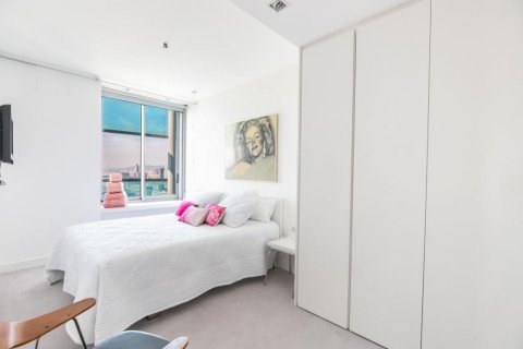 4 bedrooms apartment for sale in Barcelona, Catalonia, Spain № 1527 - photo 14