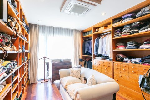 Сasa de 5 dormitorios en venta en Barcelona, Cataluña, Spain № 1528 - foto 20