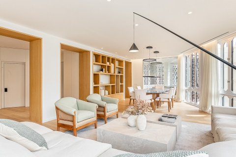 5 bedrooms apartment for sale in Barcelona, Catalonia, Spain № 1523 - photo 3
