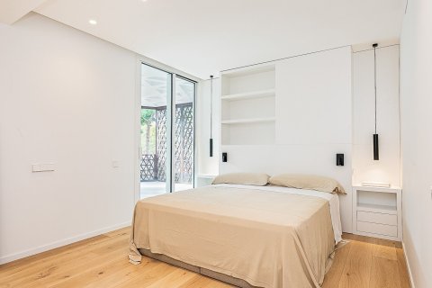 5 bedrooms apartment for sale in Barcelona, Catalonia, Spain № 1523 - photo 9