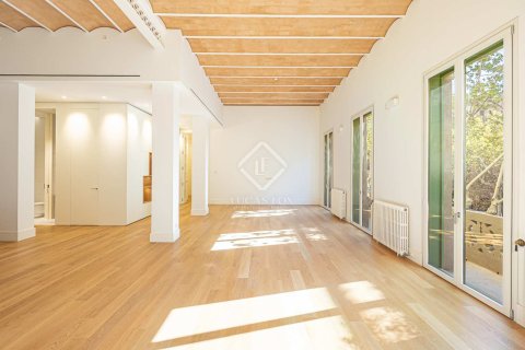 2 bedrooms apartment for sale in Barcelona, Catalonia, Spain № 4433 - photo 27