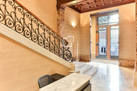 2 bedrooms apartment for sale in Barcelona, Catalonia, Spain № 4433 - photo 21