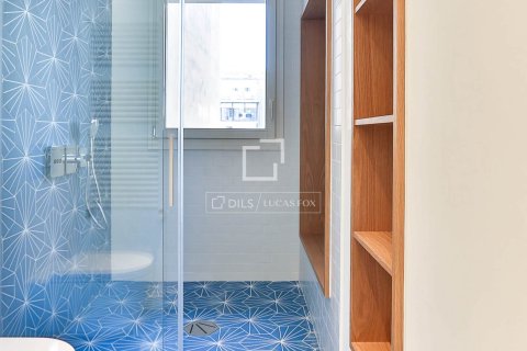 2 bedrooms apartment for sale in Barcelona, Catalonia, Spain № 4433 - photo 12