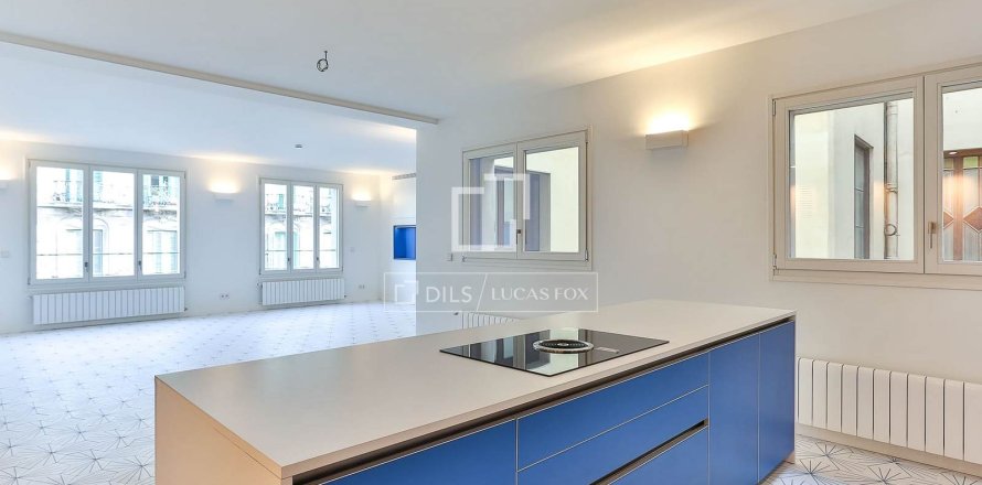 2 bedrooms apartment for sale in Barcelona, Catalonia, Spain № 4433