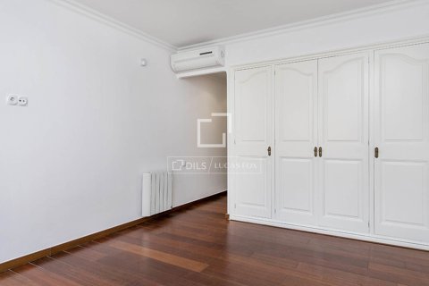 Villa de 5 dormitorios en venta en Bellaterra, Barcelona, Cataluña, Spain № 4437 - foto 17