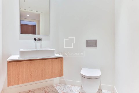 Apartamento de 3 dormitorios en venta en Barcelona, Cataluña, Spain № 4434 - foto 21