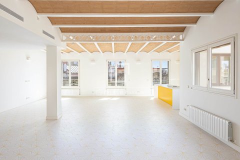 3 bedrooms apartment for sale in Barcelona, Catalonia, Spain № 4436 - photo 12