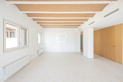 3 bedrooms apartment for sale in Barcelona, Catalonia, Spain № 4436 - photo 10