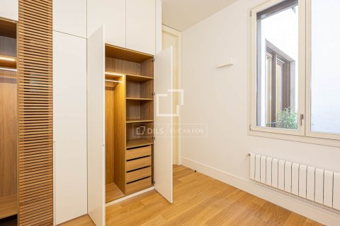 3 bedrooms apartment for sale in Barcelona, Catalonia, Spain № 4435 - photo 22