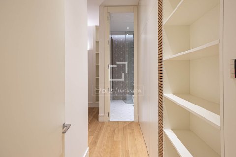 3 bedrooms apartment for sale in Barcelona, Catalonia, Spain № 4435 - photo 23